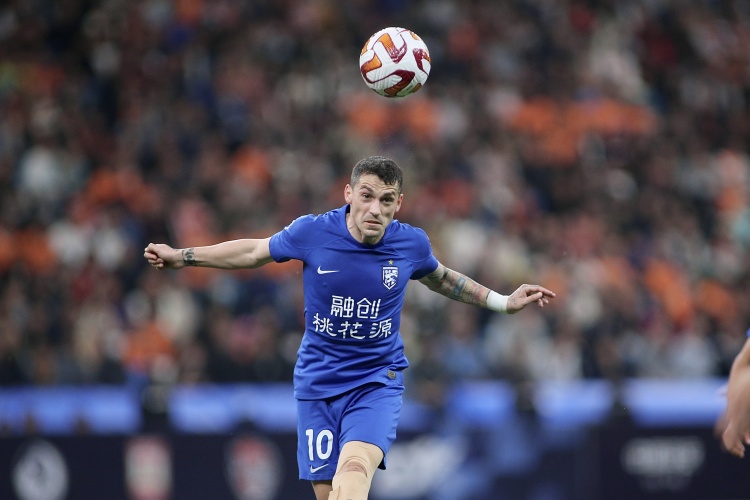 足球篮球比分-津媒：斯坦丘加盟英博中前场实力明显提升，个人状态并不需担心