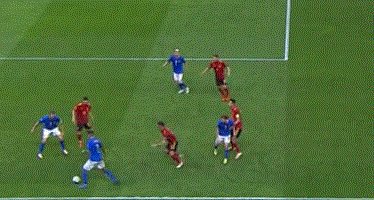 1633554687767006377.gif 1030.gif