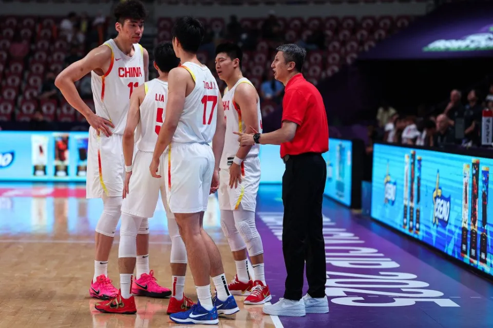 实时赛事-媒体人又拿内线当优势！忘记怎么被韩国投爆了？郭士强能长记性吗